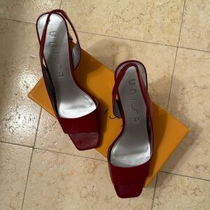 Unisa women’s red shoes